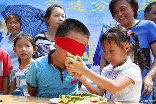 小朋友吃瓜看热闹,小朋友的吃瓜看热闹大揭秘