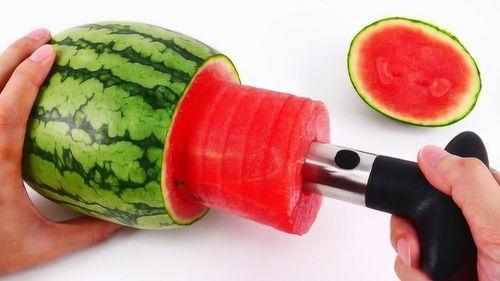 创意吃瓜小妙招,解锁夏日清凉新姿势