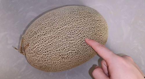 家里怎么吃哈密瓜,哈密瓜的多样食法探索
